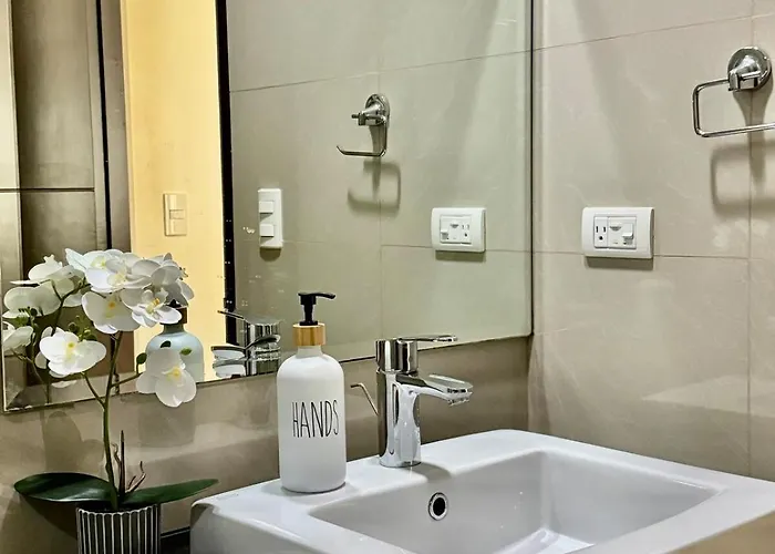 Cozy At Venice Luxury Bgc * Manila