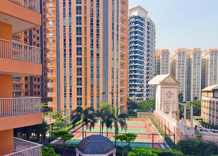 Apartment Cozy At Venice Luxury Bgc *