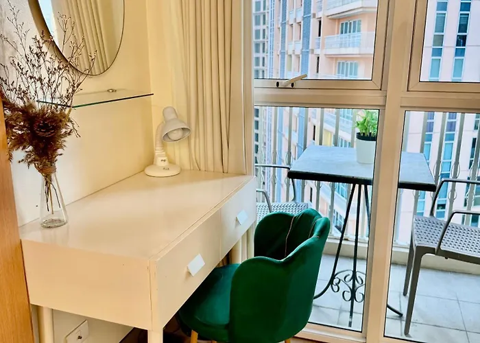 Cozy At Venice Luxury Bgc