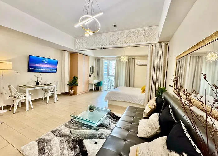 Cozy At Venice Luxury Bgc Manila