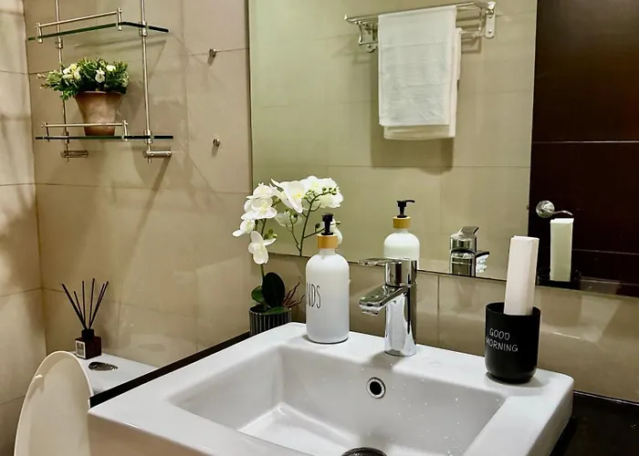 Cozy At Venice Luxury Bgc
